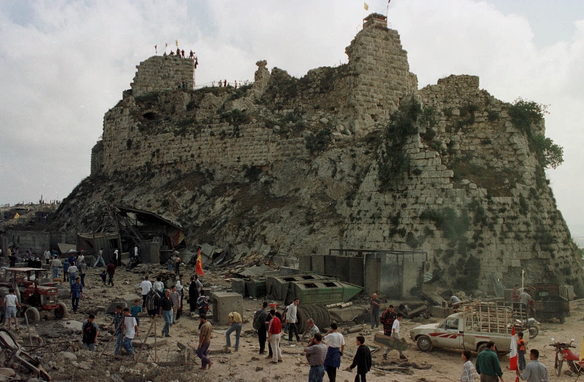 Il forte nel maggio del 2000, dopo il ritiro delle truppe israeliane