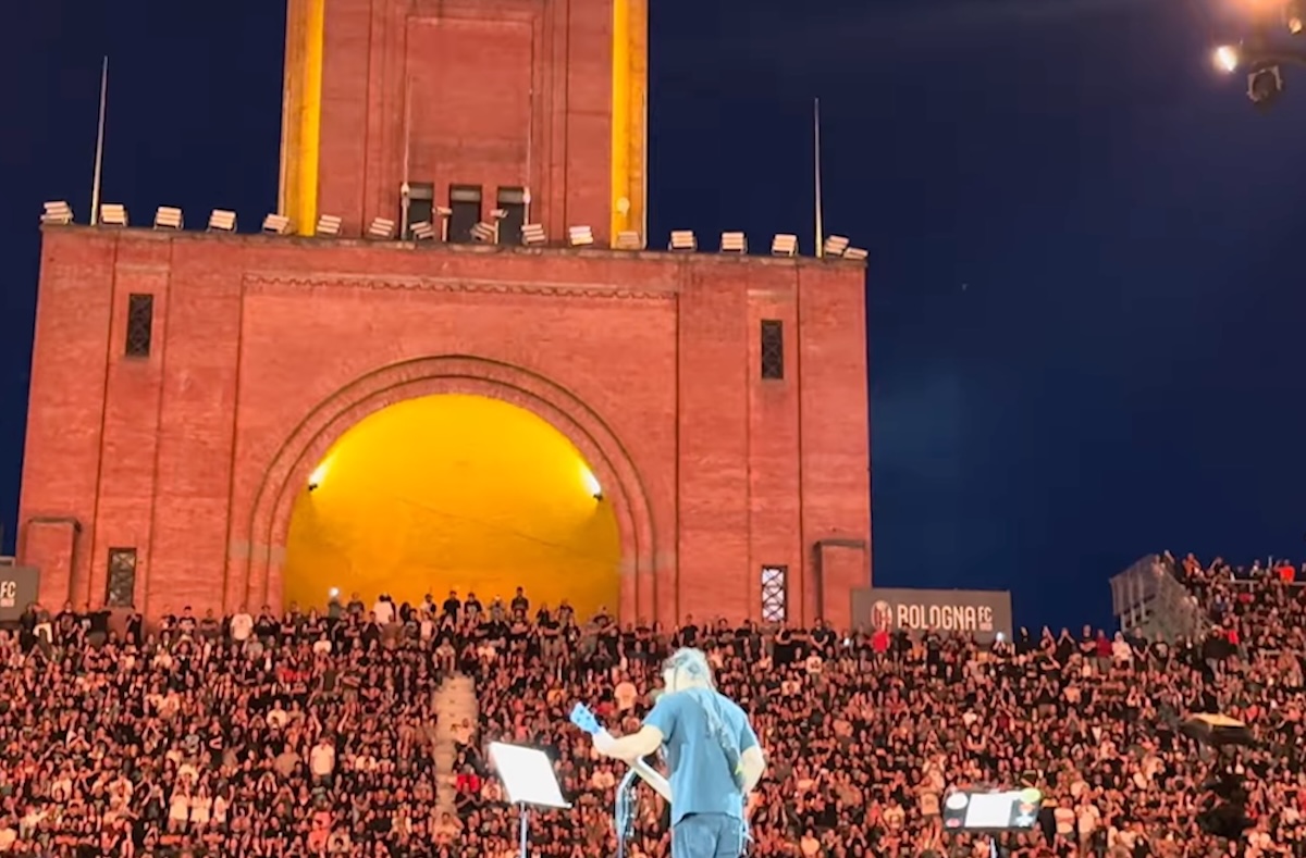 Leggi l'articolo: Il video dei Metallica che suonano la sigla italiana di Ken il Guerriero