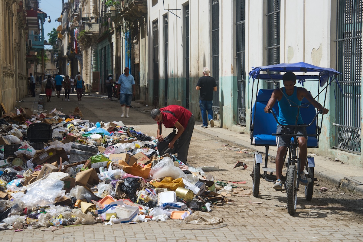 A Cuba saranno sospesi i pagamenti tramite i circuiti Visa e Mastercard, per via delle sanzioni statunitensi