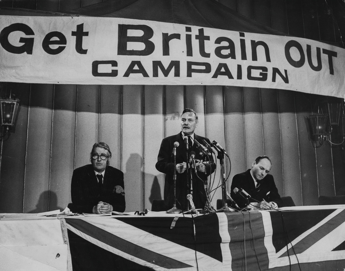 Enoch Powell durante un evento politico a Birmingham, in Inghilterra, nel 1974