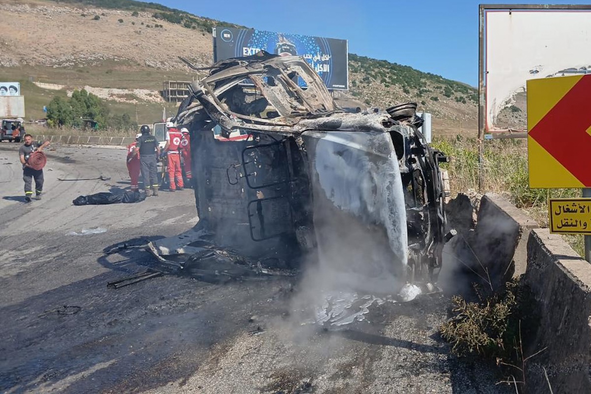 Nove persone sono state uccise in due attacchi israeliani nel sud del Libano, due giorni dopo il rinnovo del cessate il fuoco