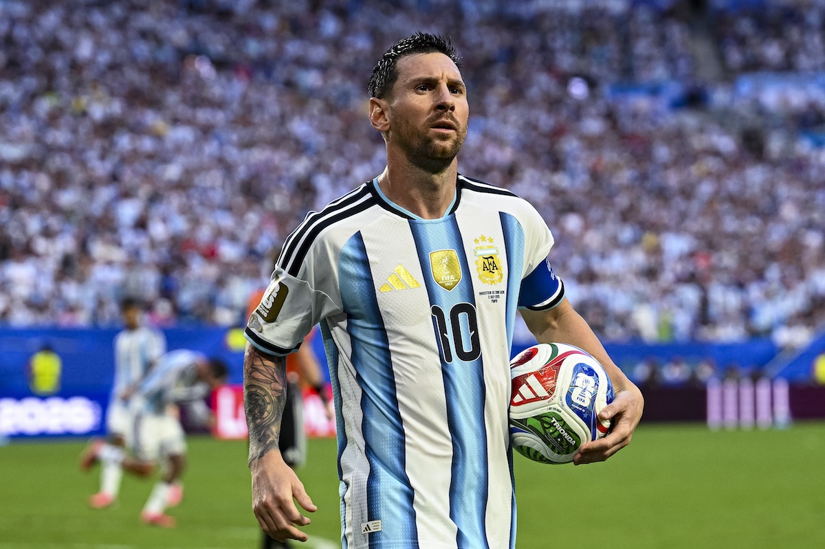 Alle 18 gioca Messi