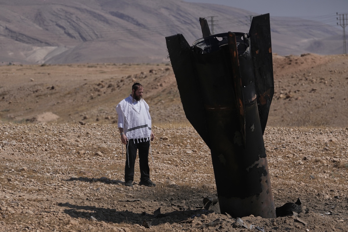 Israele e Iran continuano a bombardarsi