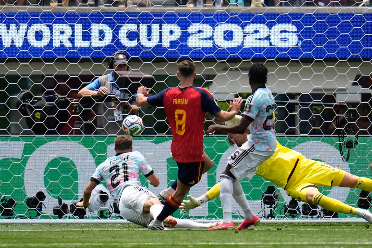 Spagna-Belgio sono 1-1