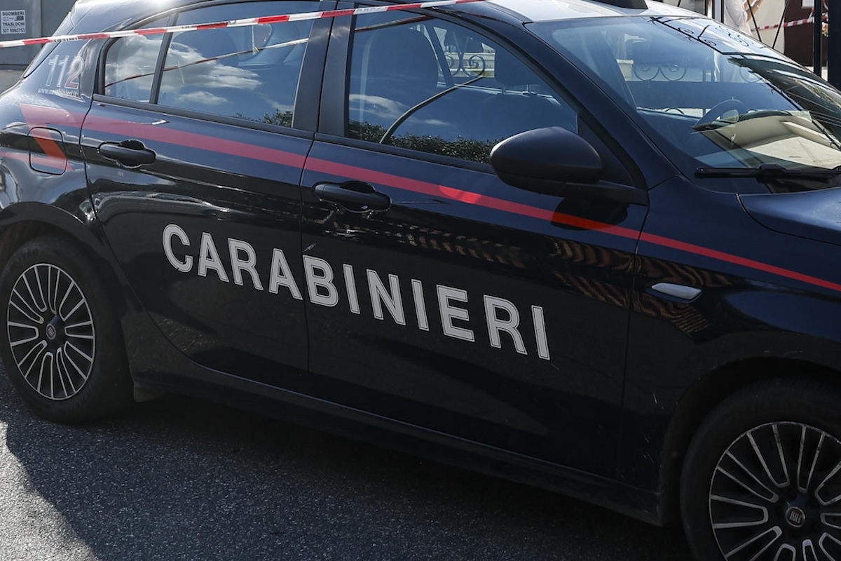 È stato appiccato un incendio davanti a una moschea di Cagliari