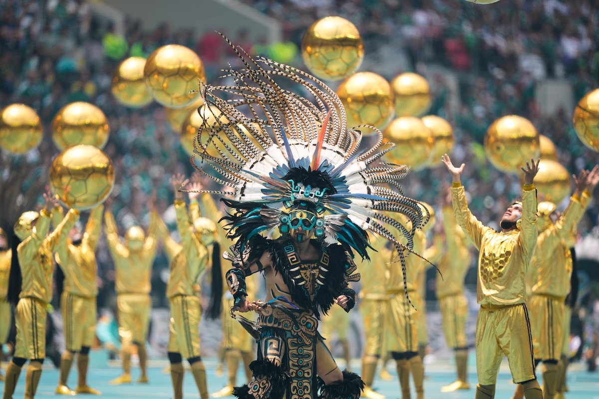 È iniziata la cerimonia d’apertura dei Mondiali di calcio