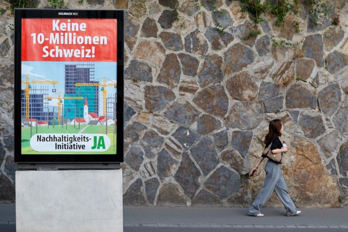 Il voto in Svizzera per mettere un limite alla popolazione