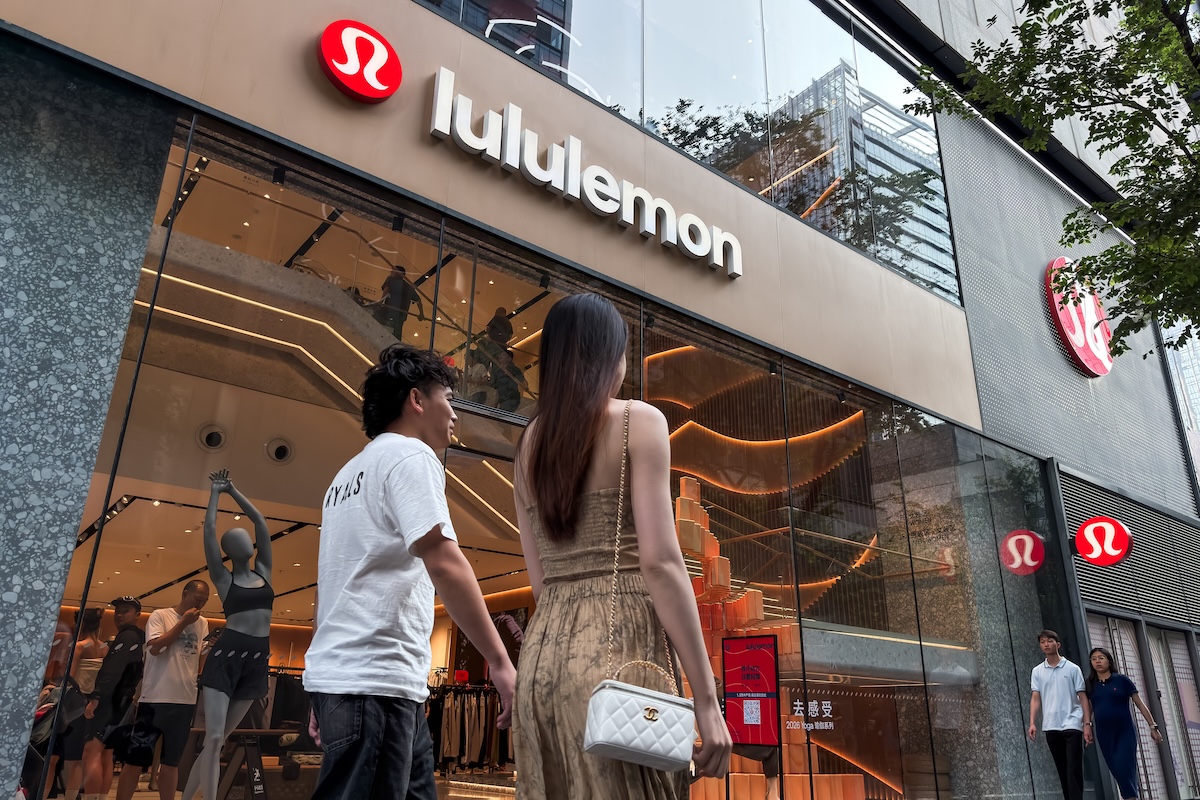 L’azienda di abbigliamento Lululemon ha usato un tamburo giapponese in un evento sulla muraglia cinese, e i cinesi si sono arrabbiati
