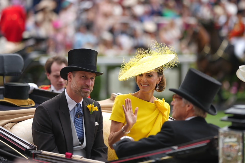 Il principe William e Kate Middleton, principe e principessa del Galles, al secondo giorno delle corse del Royal Ascot (AP Photo/Alastair Grant)