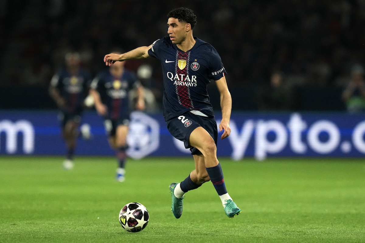 Il calciatore del Paris Saint-Germain Achraf Hakimi sarà processato in Francia per stupro