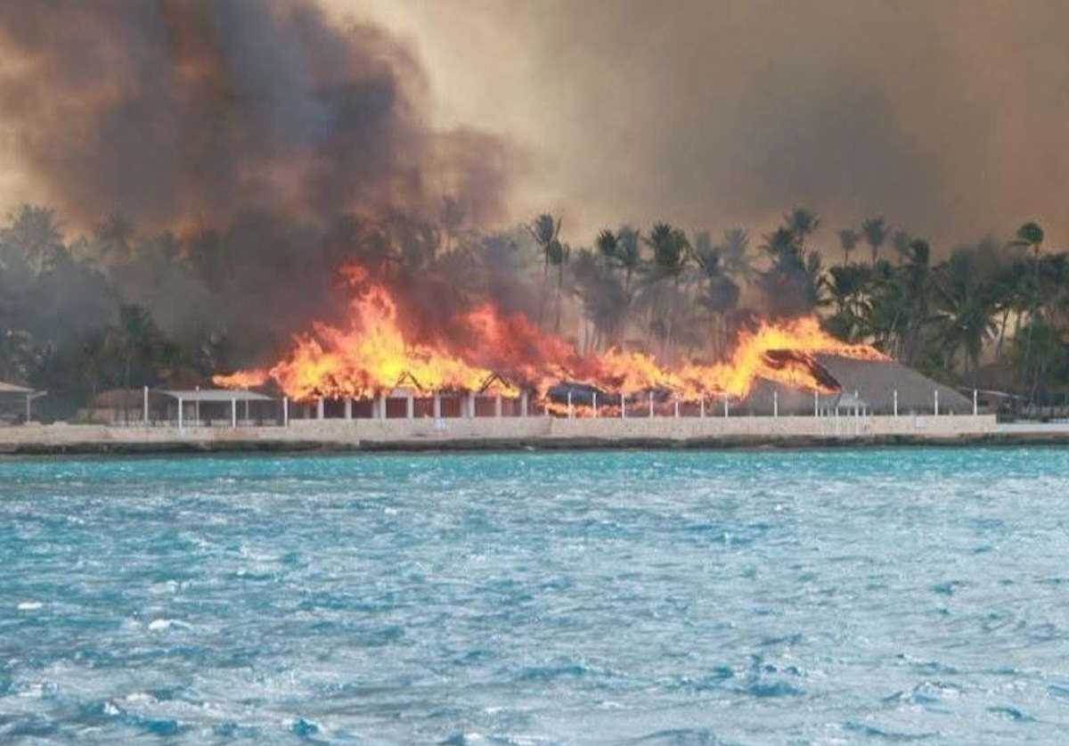 Una turista italiana è morta per una crisi respiratoria nell’incendio di un resort nella Repubblica Dominicana