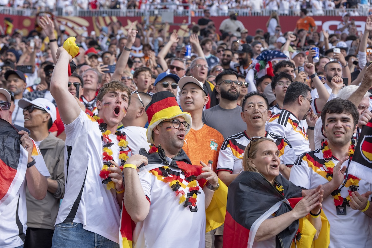 Stasera gioca la Germania, stanotte l’Olanda