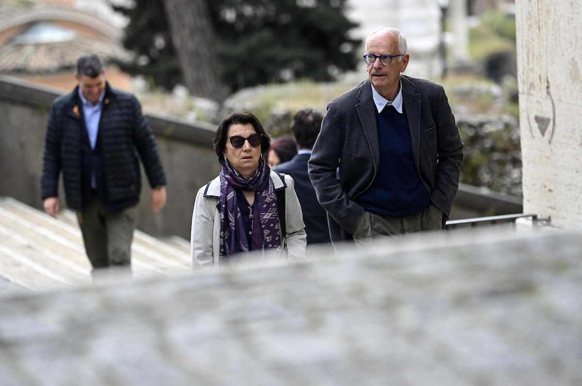 Il marito della ministra per la Famiglia Eugenia Roccella risulta disperso nel lago di Vico, in provincia di Viterbo