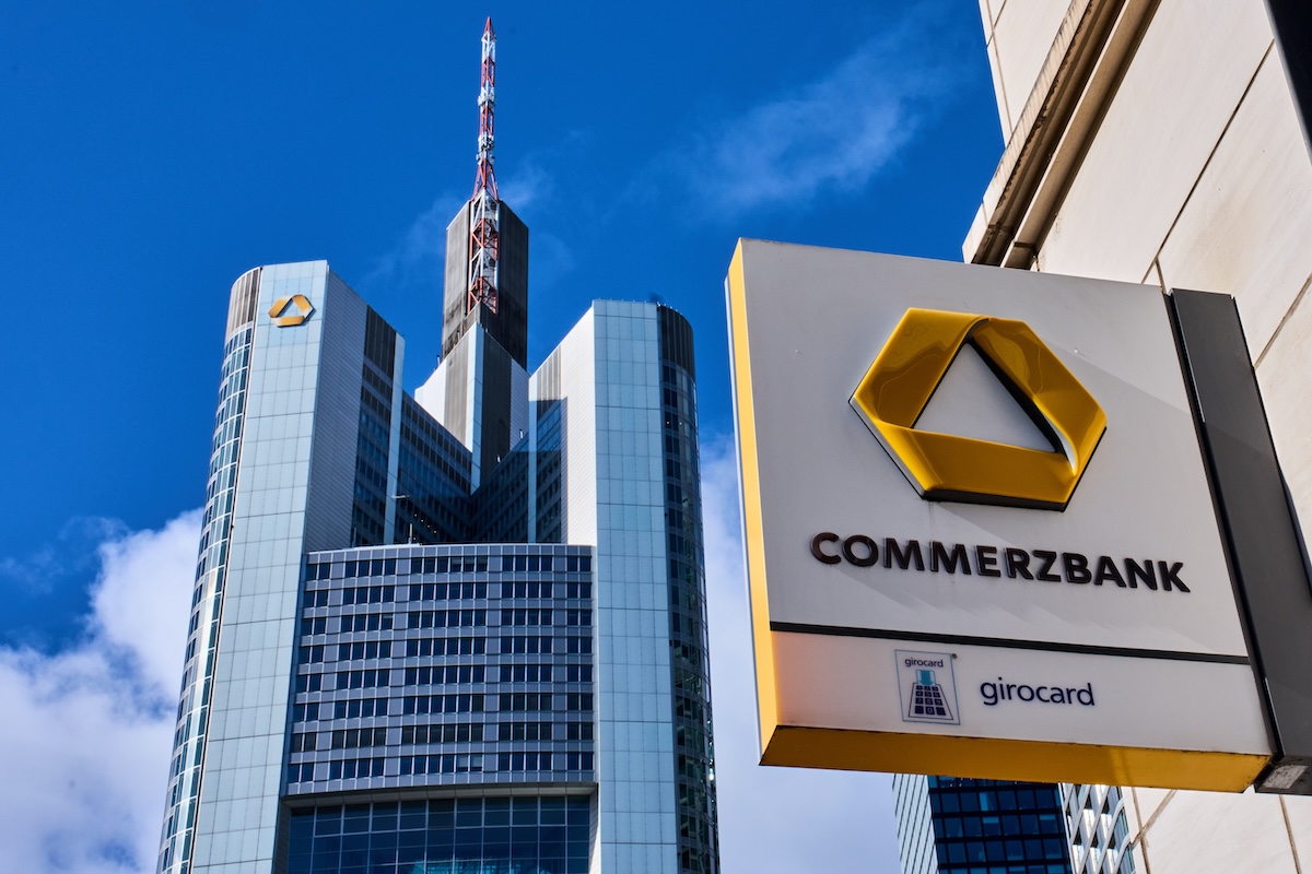 l8217offerta di unicredit per comprare commerzbank entra nella fase decisiva da Ilpost.it l8217offerta di unicredit per comprare commerzbank entra nella fase decisiva