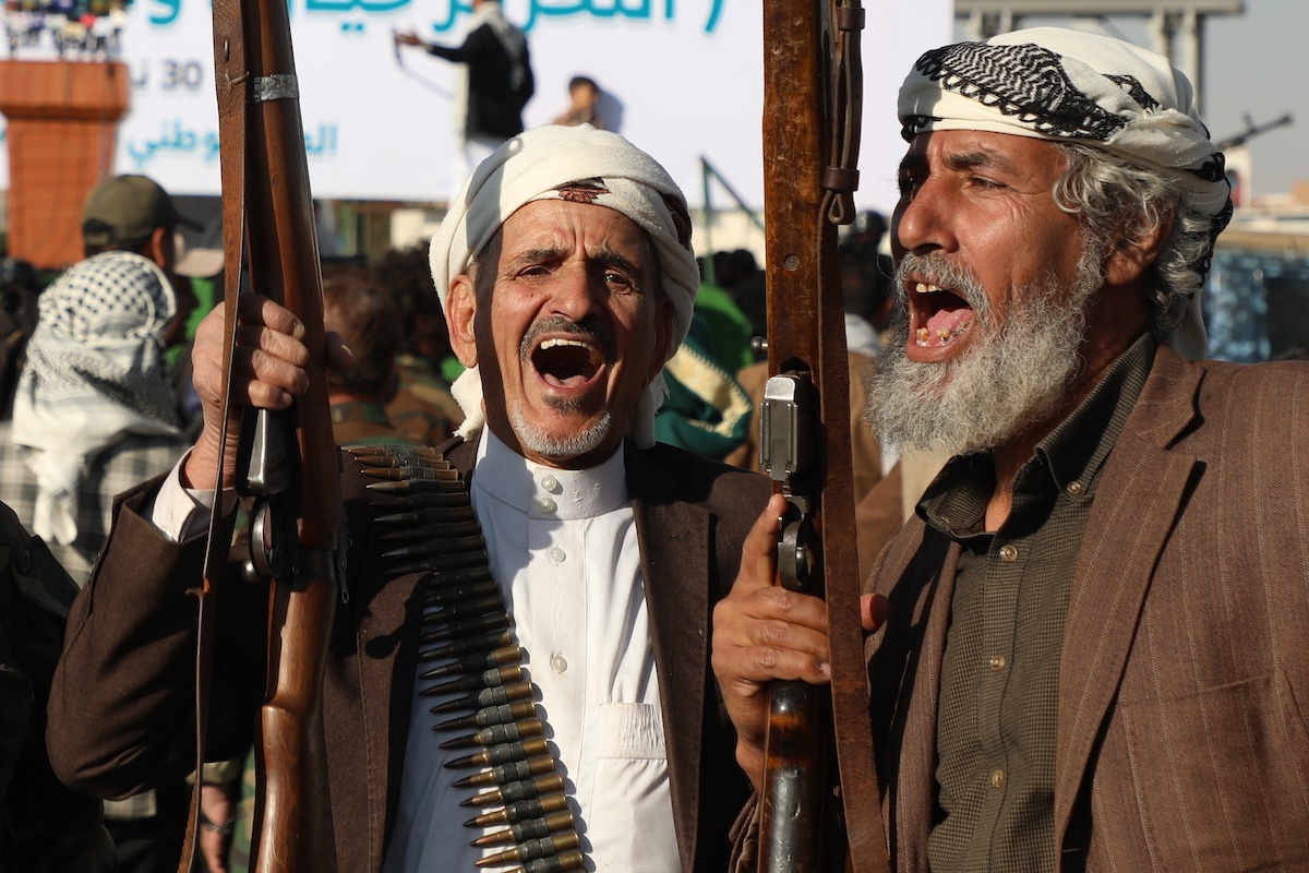 Almeno 15 soldati yemeniti sono stati uccisi durante alcuni scontri con gli Houthi