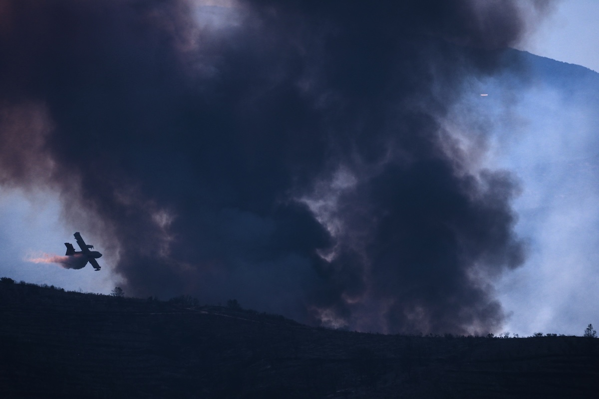 Ci sono dei grandi incendi in corso nel sud della Francia