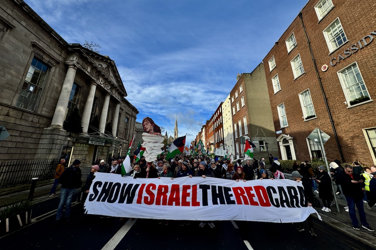 ln Irlanda la Camera ha approvato un divieto alle importazioni di beni dai territori palestinesi illegalmente occupati da Israele