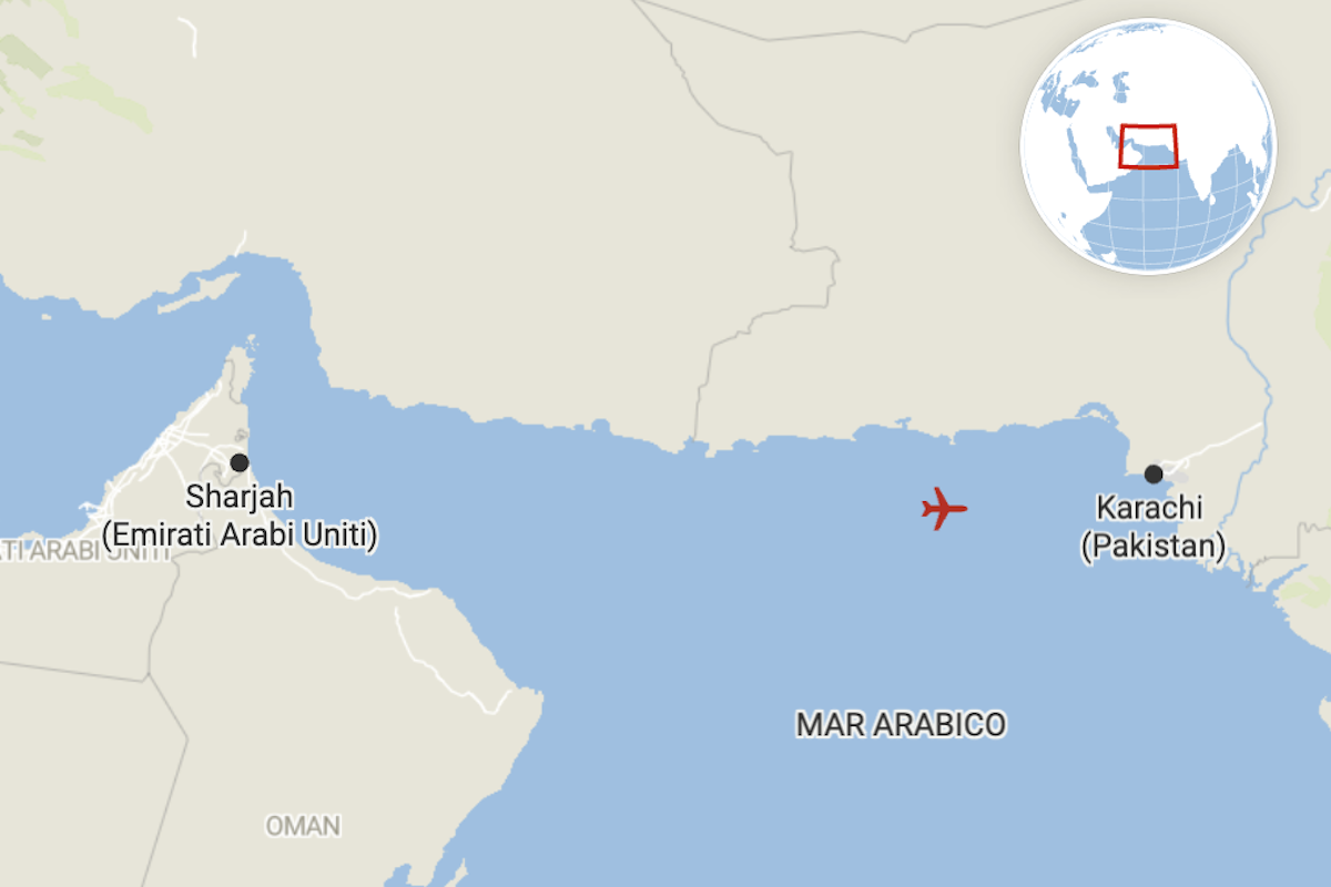 Il Pakistan sta cercando un Boeing 737 cargo che si ritiene sia precipitato nel mar Arabico con cinque persone a bordo