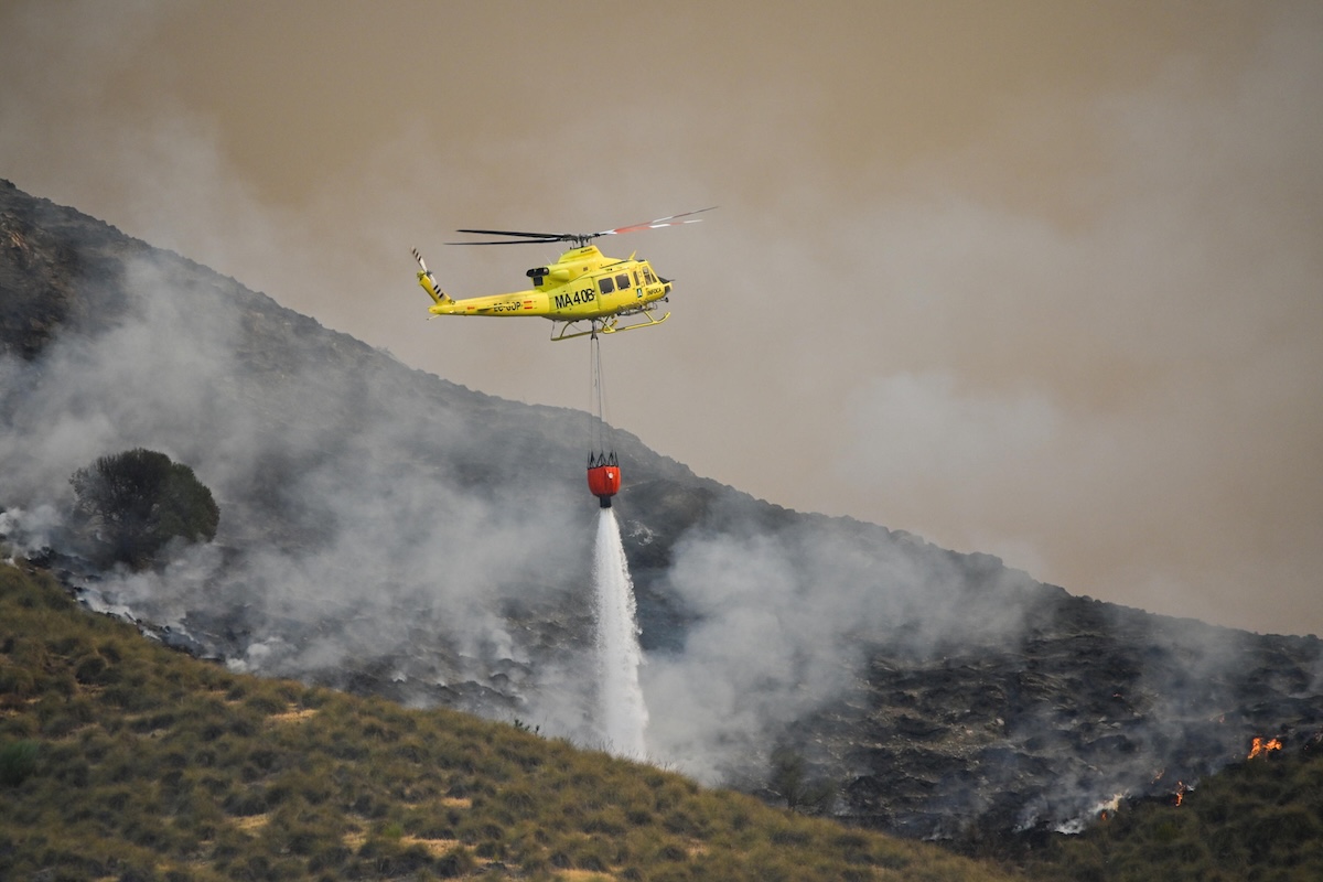 Almeno 12 persone sono morte in un grave incendio in Spagna