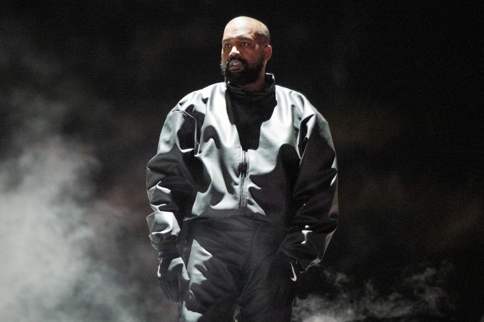Il contestato concerto di Kanye West voluto dal governo albanese