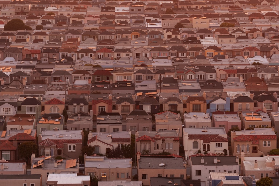 Il quartiere Merced Manor illuminato dal sole (Stephen Lam/San Francisco Chronicle via AP)