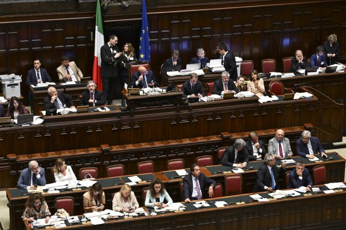 Il governo è stato sconfitto in un importante voto sulla legge elettorale alla Camera