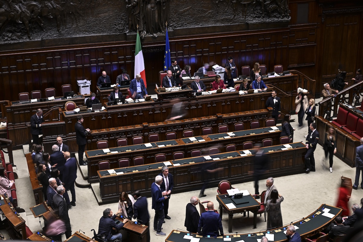 La Camera dei deputati ha approvato la nuova legge elettorale, che ora passa al Senato