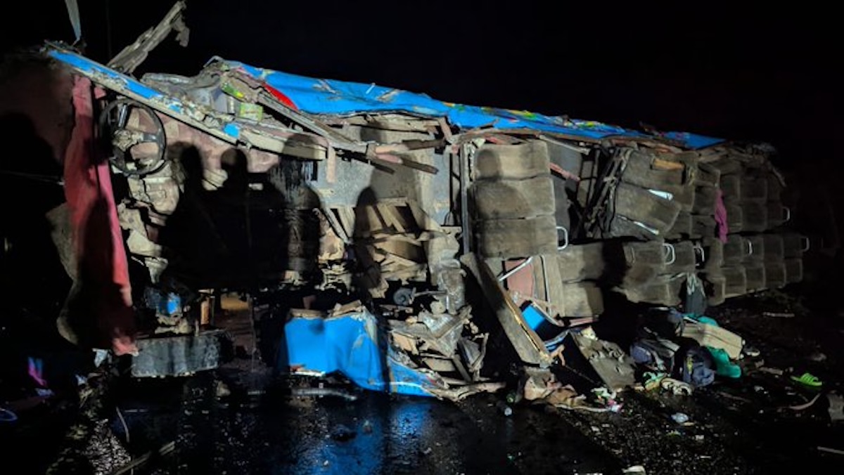 In Uganda almeno 20 studenti sono morti dopo che l’autobus su cui viaggiavano ha fatto un incidente