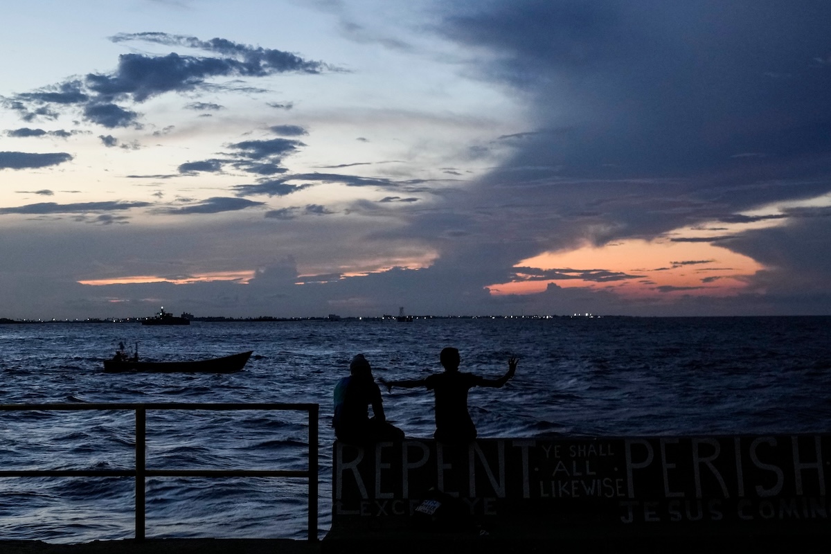 Un traghetto con 133 persone a bordo è affondato al largo della Guyana: ci sono decine di dispersi