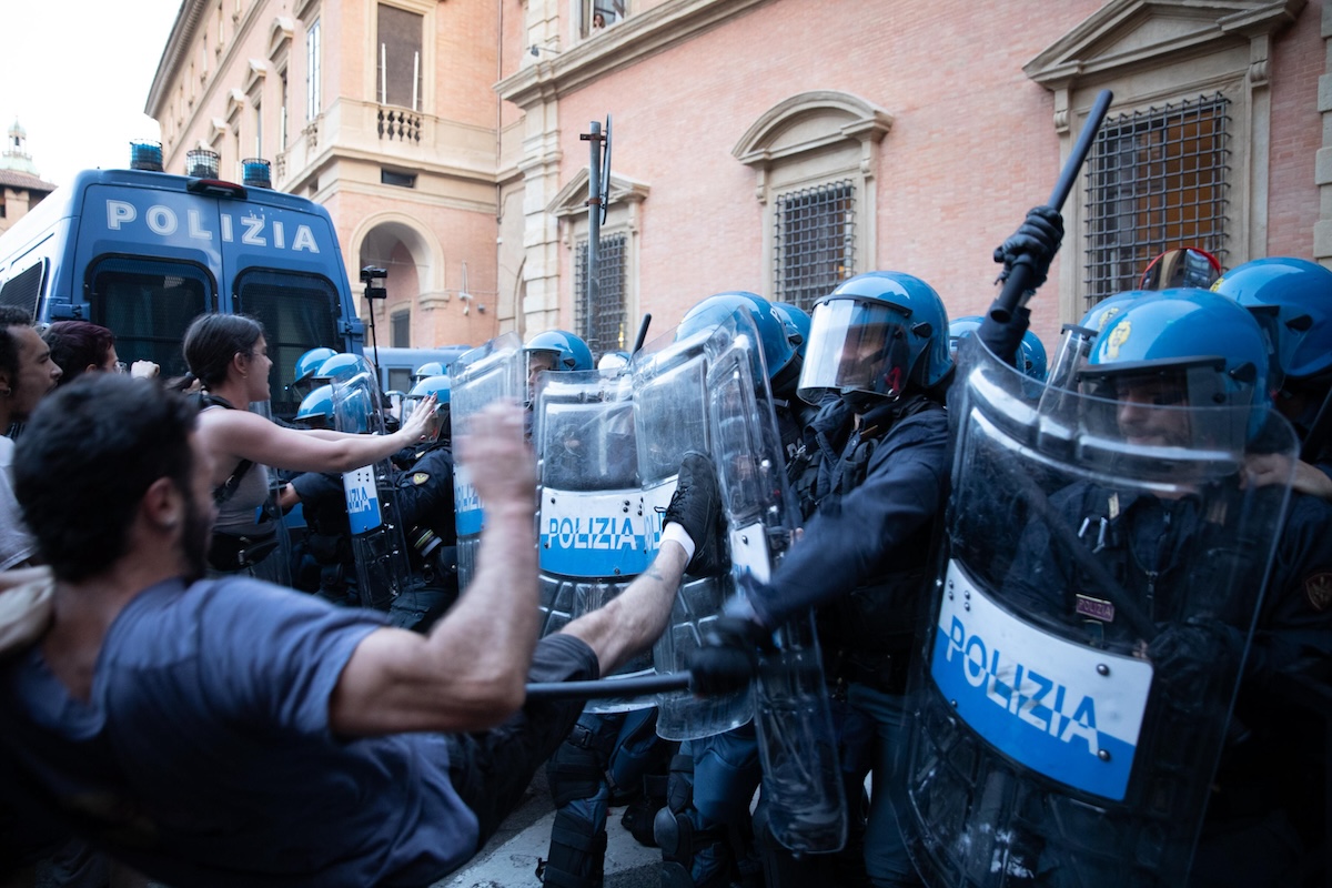 Ci sono stati disordini alla manifestazione per Abderrahim Fakir a Bologna