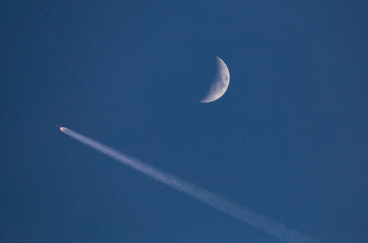 Un razzo di SpaceX sta per schiantarsi sulla Luna