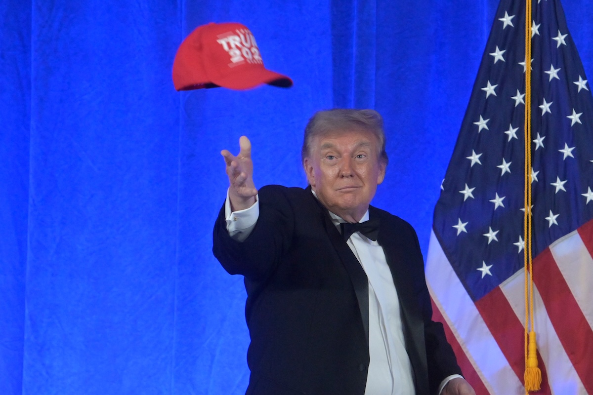 Leggi l'articolo: Trump ha fatto Trump alla ripetizione della cena dei corrispondenti della Casa Bianca
