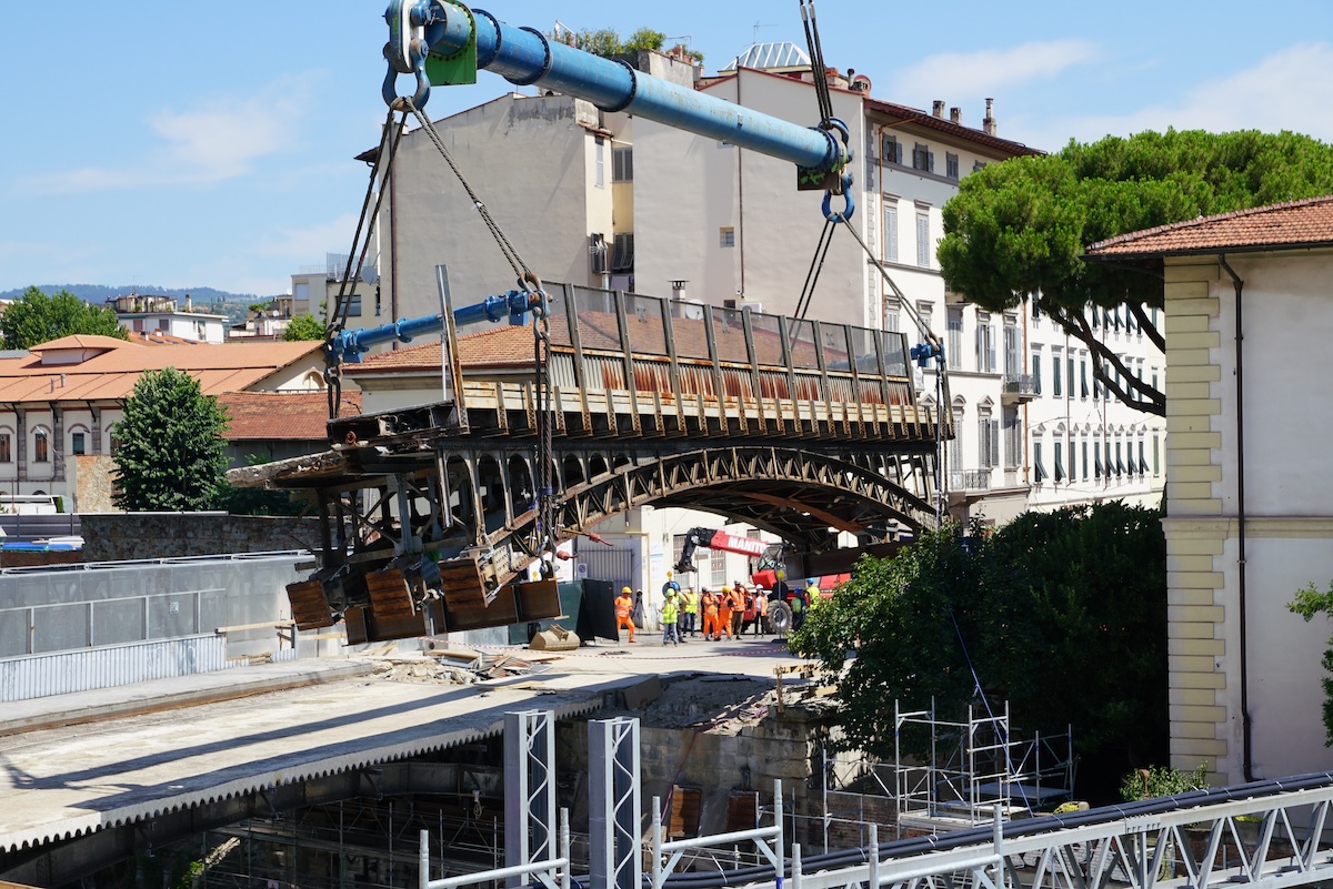 Da domenica sera fino a giovedì altri lavori al ponte al Pino a Firenze provocheranno disagi alla circolazione dei treni