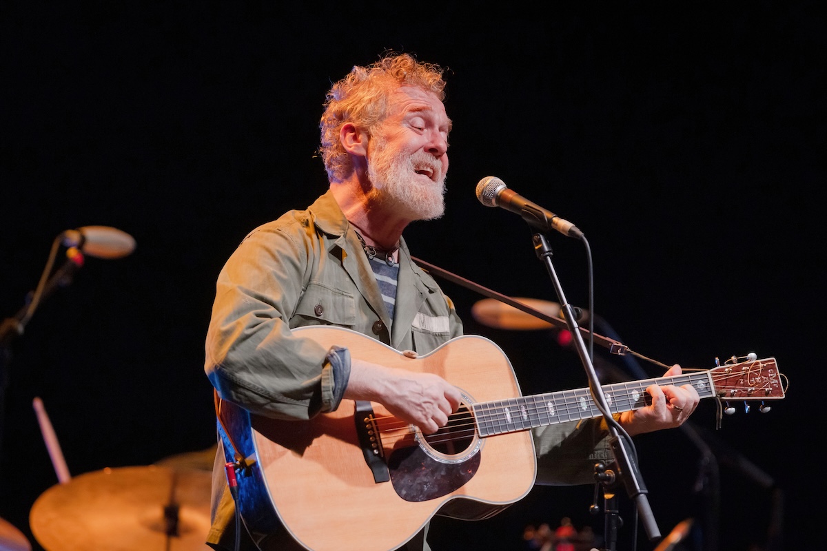 È morto Glen Hansard
