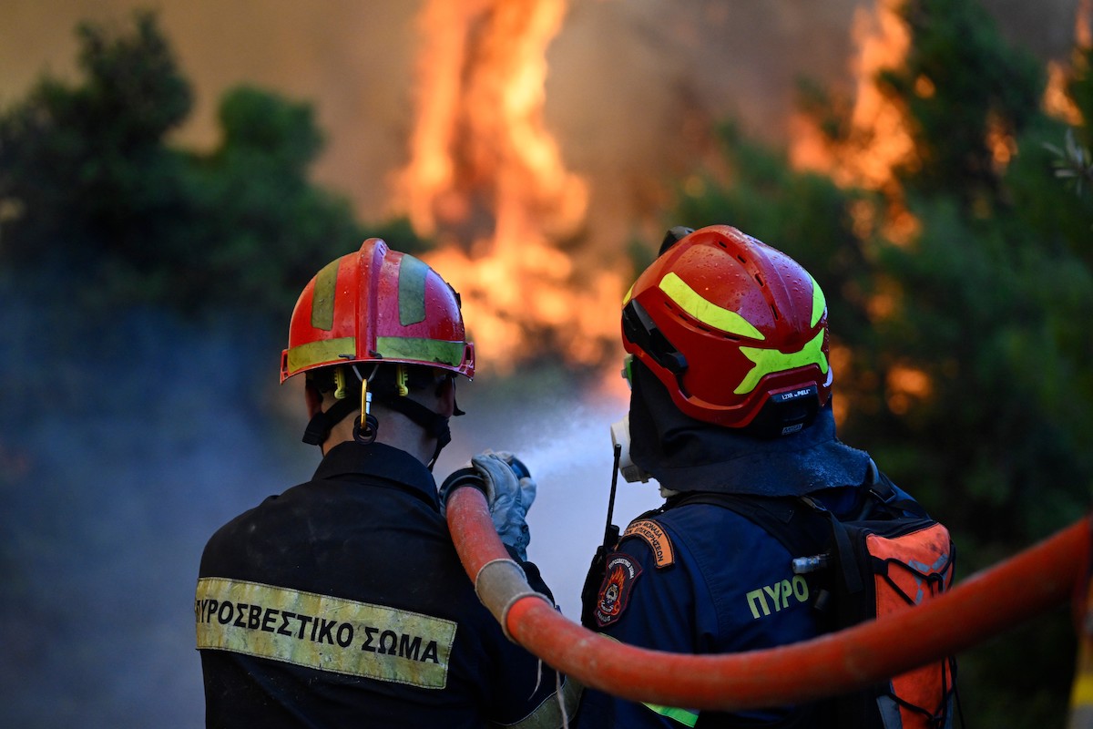 I devastanti incendi in Grecia