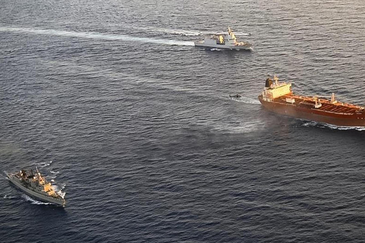 L’Italia ha abbordato una petroliera al largo di Pantelleria, in Sicilia, sostenendo che venga usata dalla Russia per aggirare le sanzioni