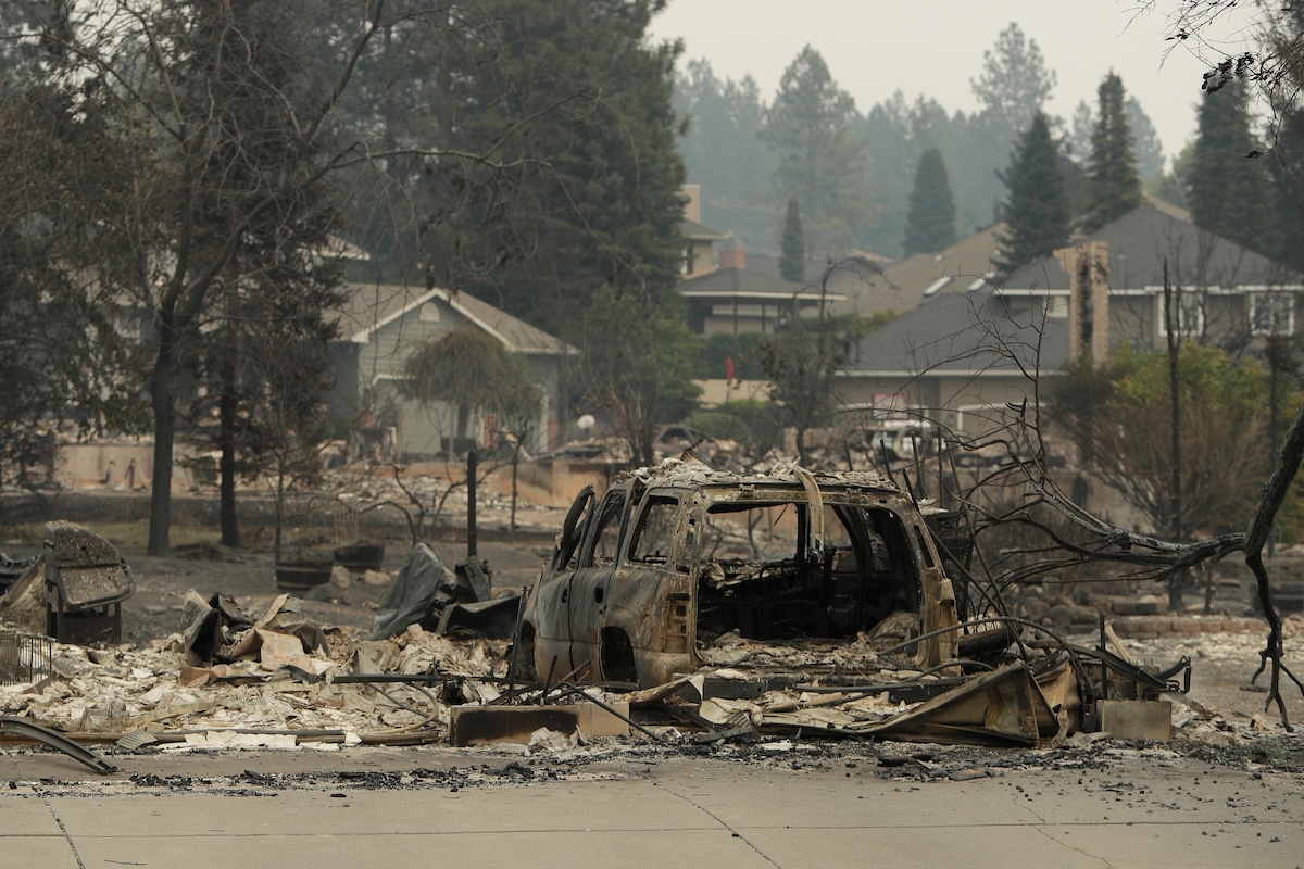 Centinaia di edifici sono stati distrutti dagli incendi nello stato di Washington
