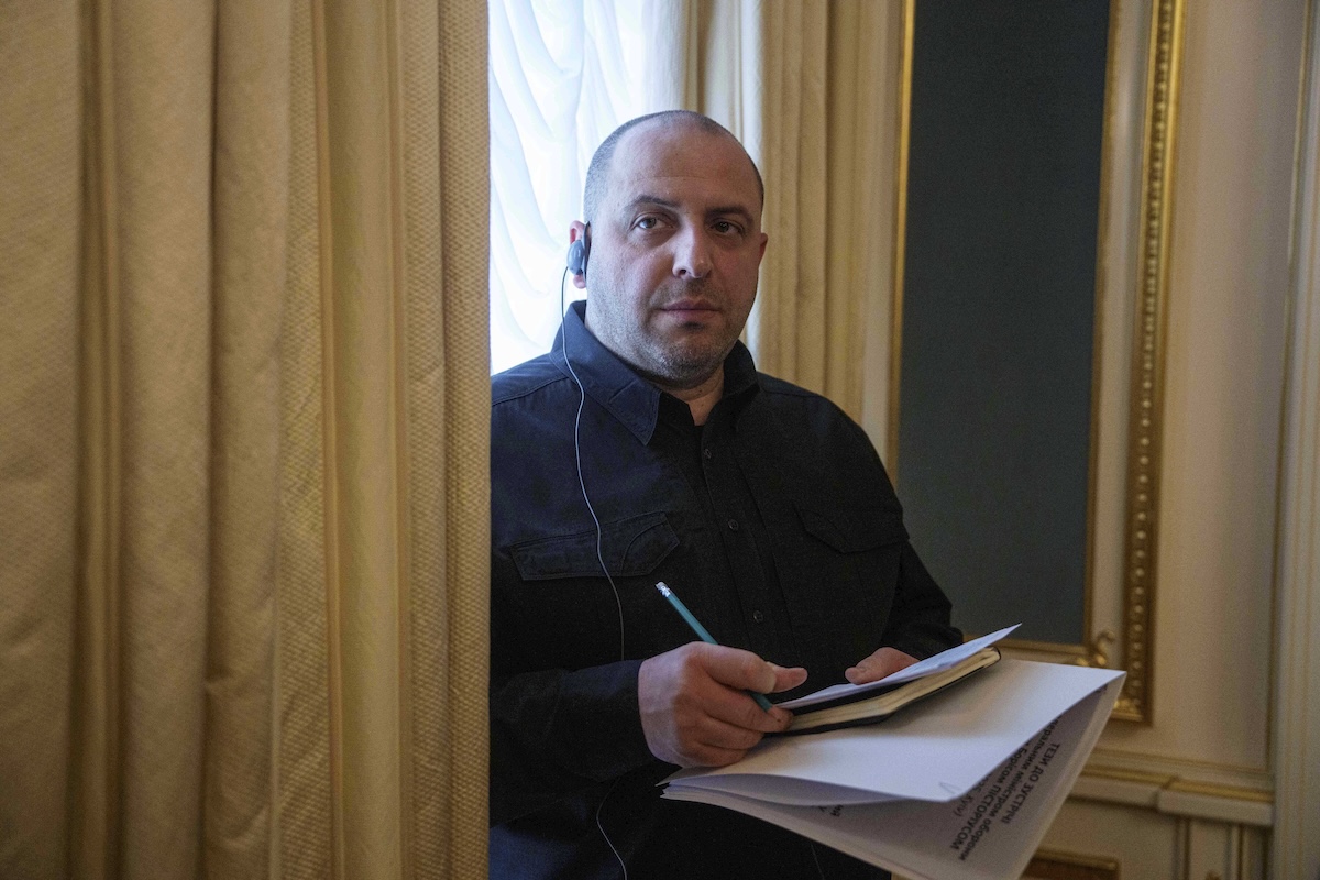 Zelensky ha nominato il suo alleato Rustem Umerov come capo dei servizi segreti esterni ucraini