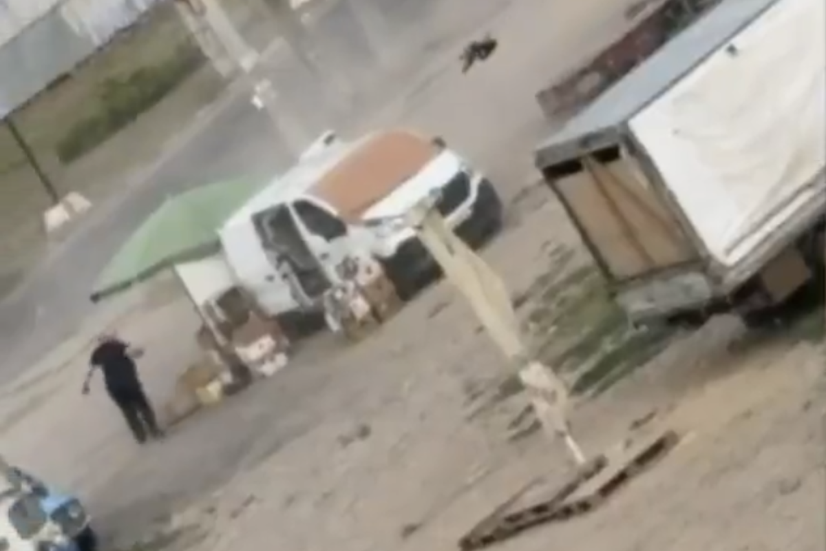 Leggi l'articolo: Il video di un drone russo che insegue un uomo a Kherson