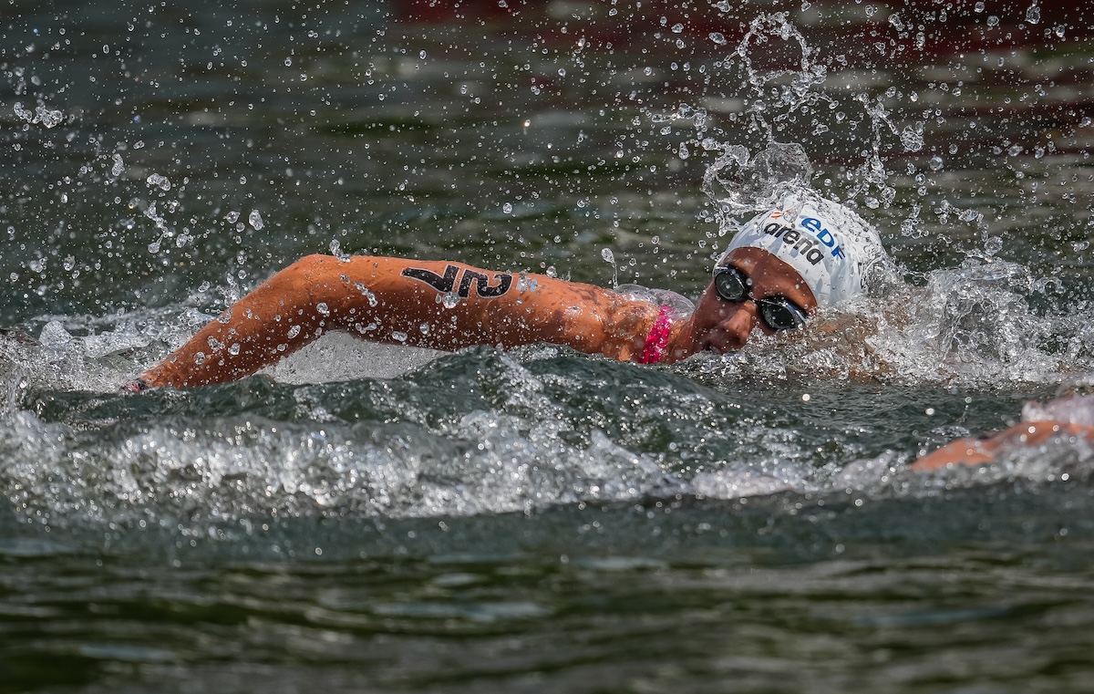 Agli Europei di nuoto Ginevra Taddeucci ha vinto l’oro e Linda Caponi il bronzo nella 10 chilometri in acque libere