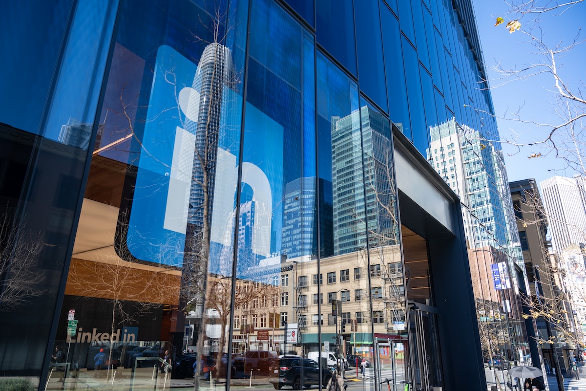 Persino LinkedIn ne ha abbastanza dei post fatti con l’AI