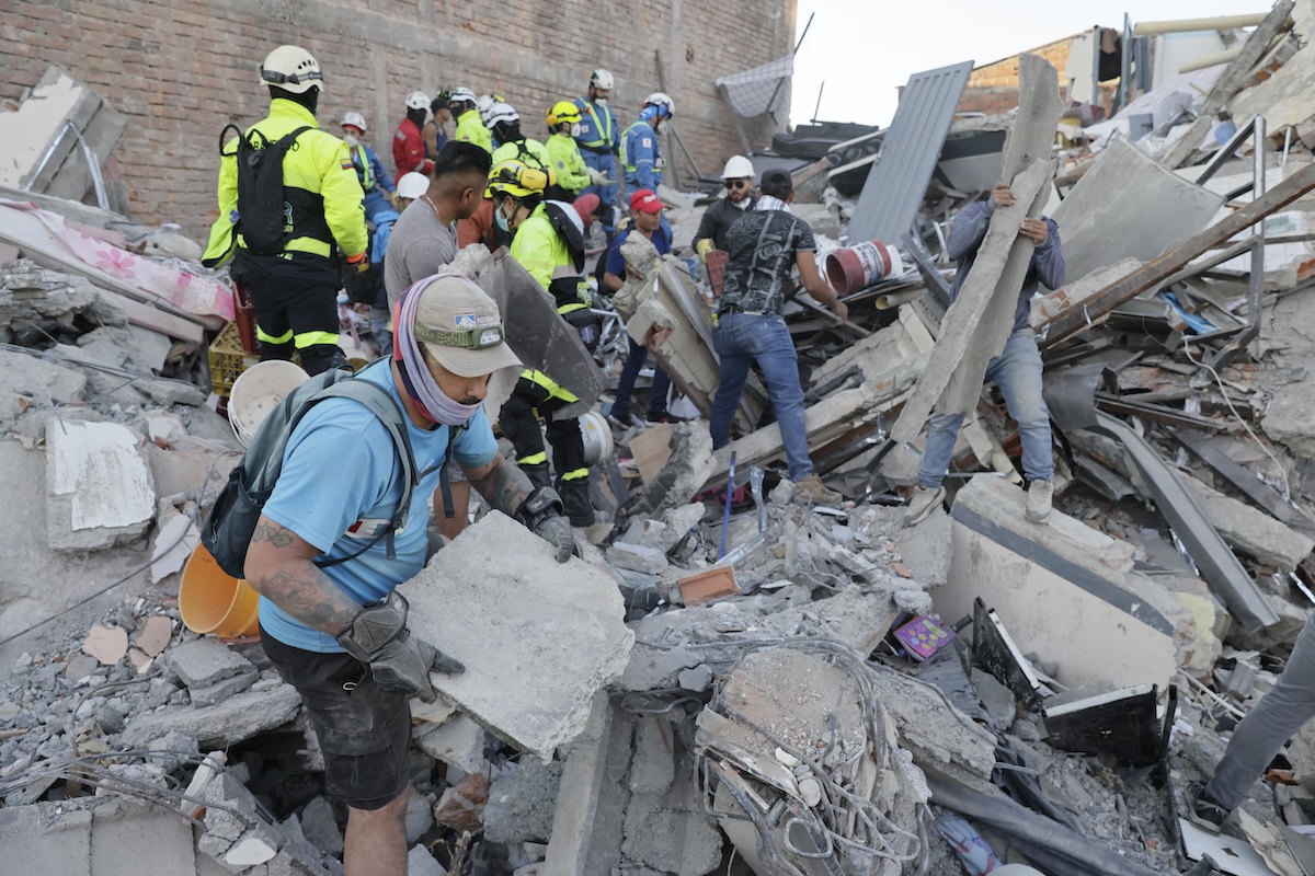 In Colombia proseguono i soccorsi dopo il terremoto