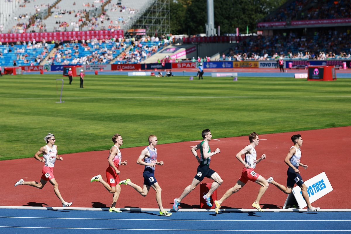 gli 800 metri sono una gara un po8217 a parte nell8217atletica leggera da Ilpost.it gli 800 metri sono una gara un po8217 a parte nell8217atletica leggera