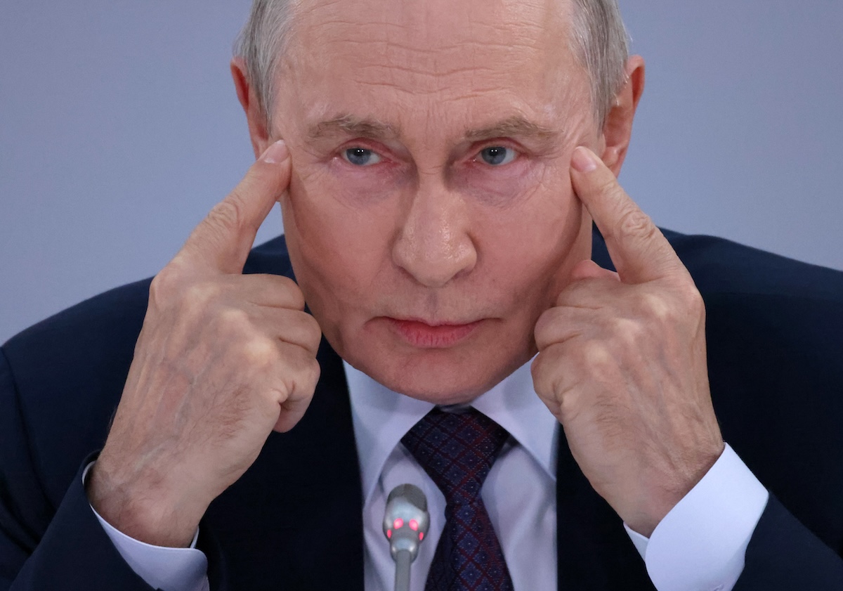 Vladimir Putin durante un discorso a Ulan-Ude, in Siberia, il 10 agosto