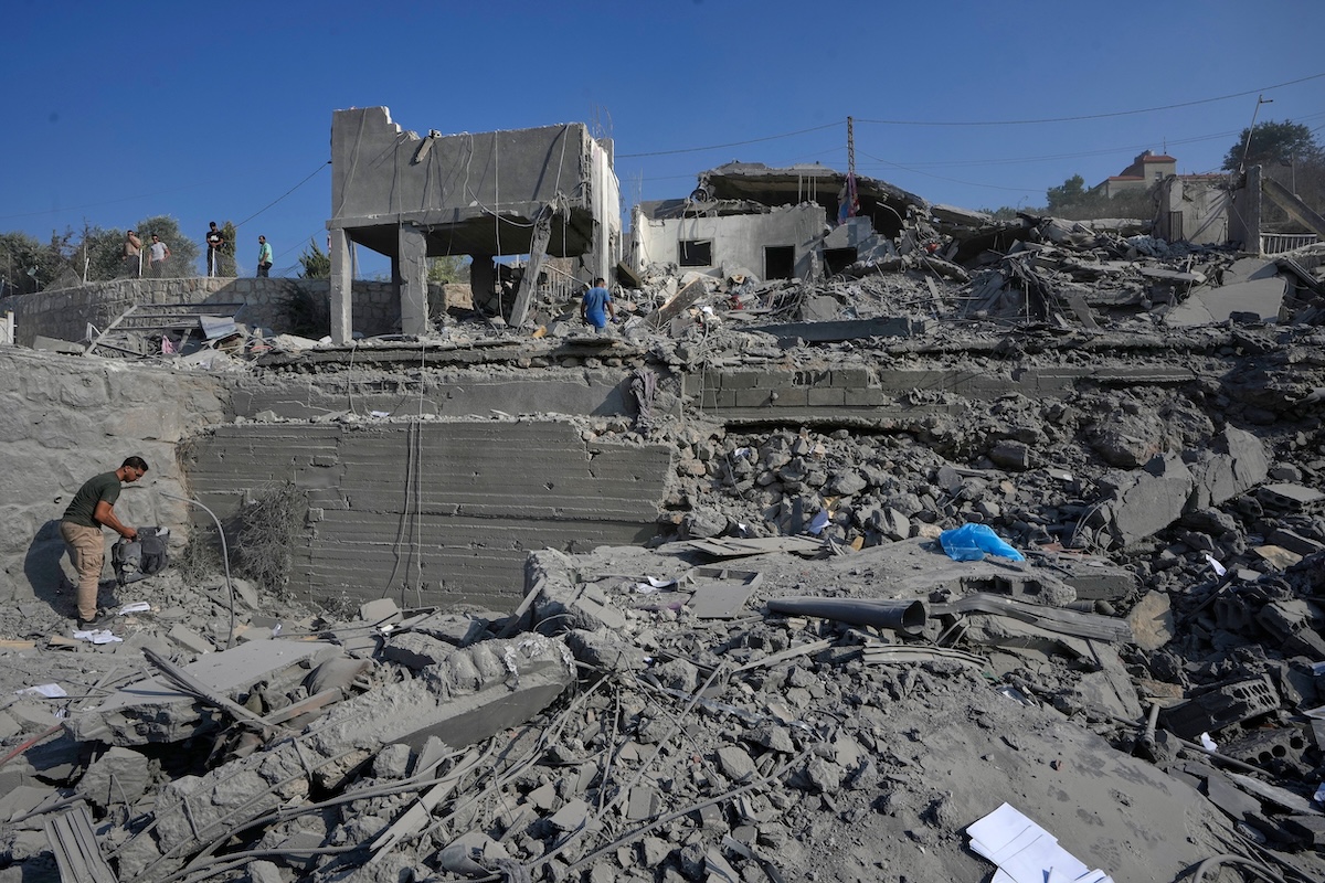 Israele ha intensificato gli attacchi nel sud del Libano: almeno sette persone sono state uccise