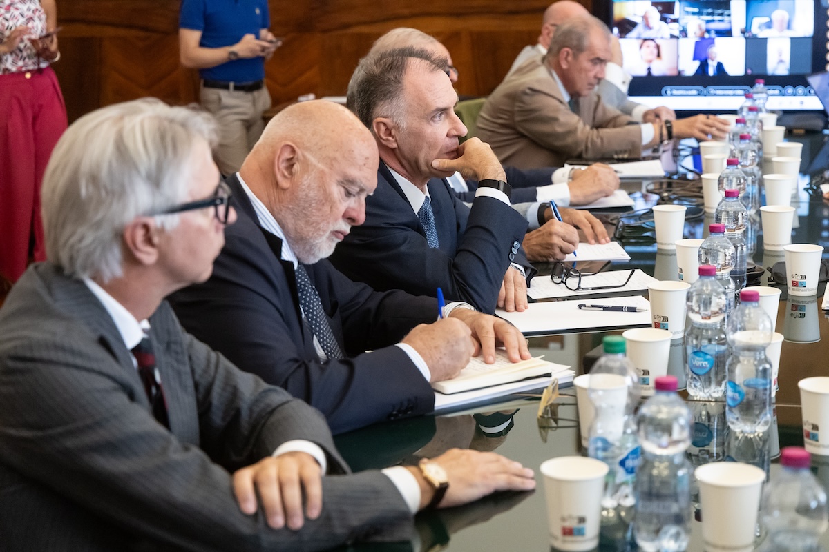Ora alcune aziende italiane vogliono comprare l’ex ILVA