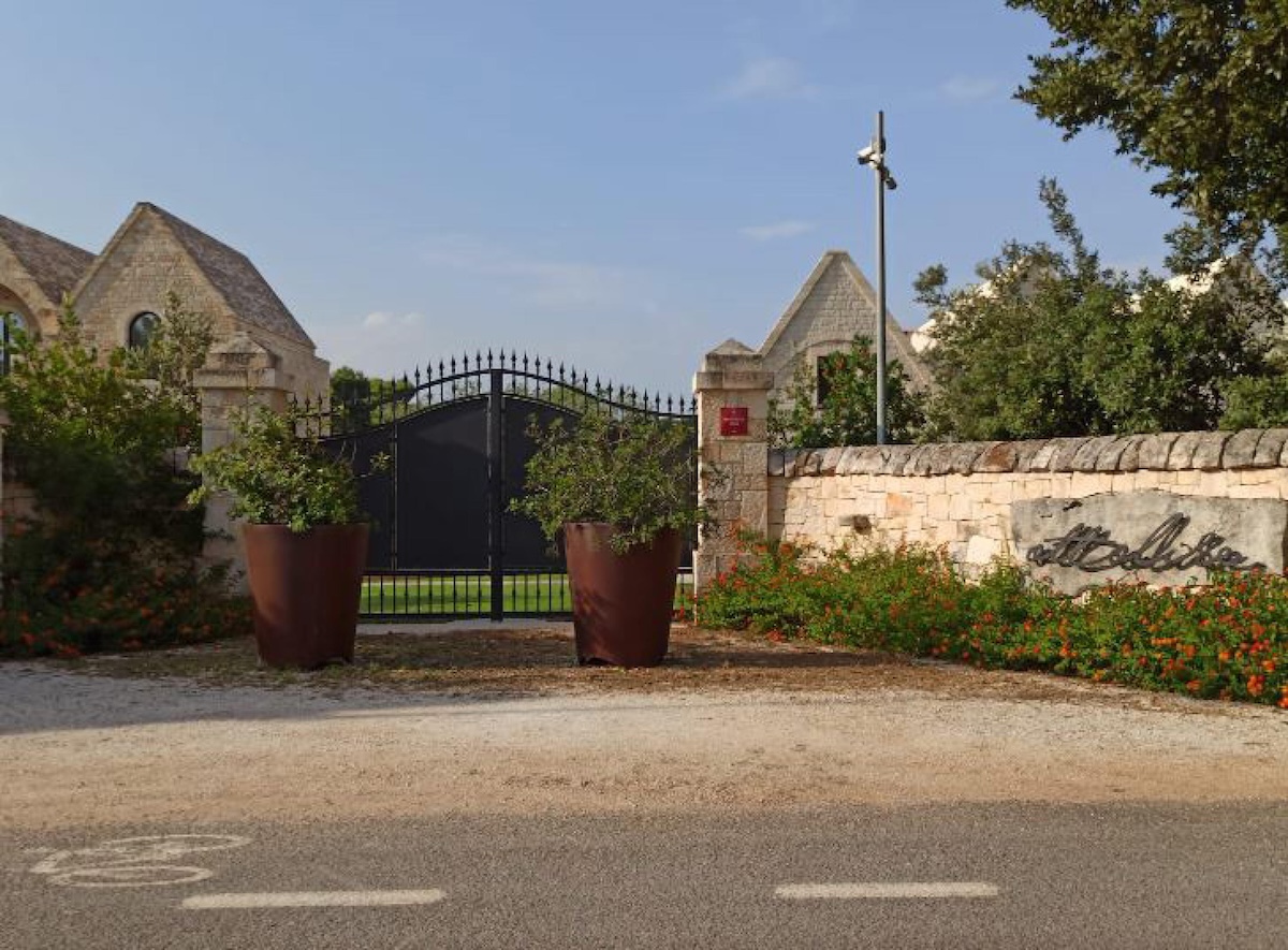 la valle d8217itria si sta riempendo di turisti e investitori internazionali da Ilpost.it la valle d8217itria si sta riempendo di turisti e investitori internazionali