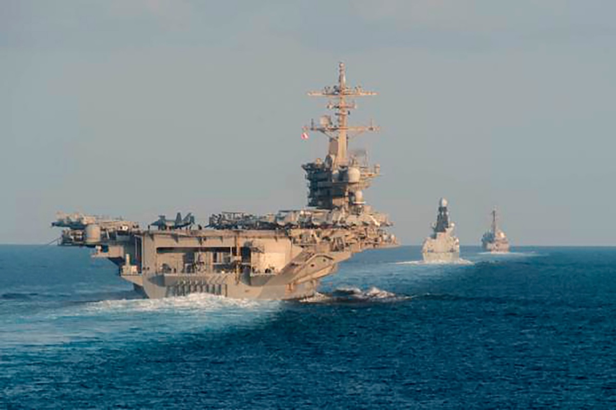 La portaerei USS Lincoln sta tornando negli Stati Uniti, dopo nove mesi in Medio Oriente che hanno portato l’equipaggio allo stremo