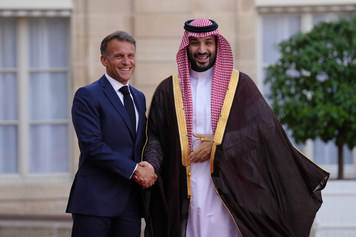 Il governo francese ha raggiunto un accordo con l’Arabia Saudita per la costruzione di un parco a tema Dragon Ball Z vicino Parigi
