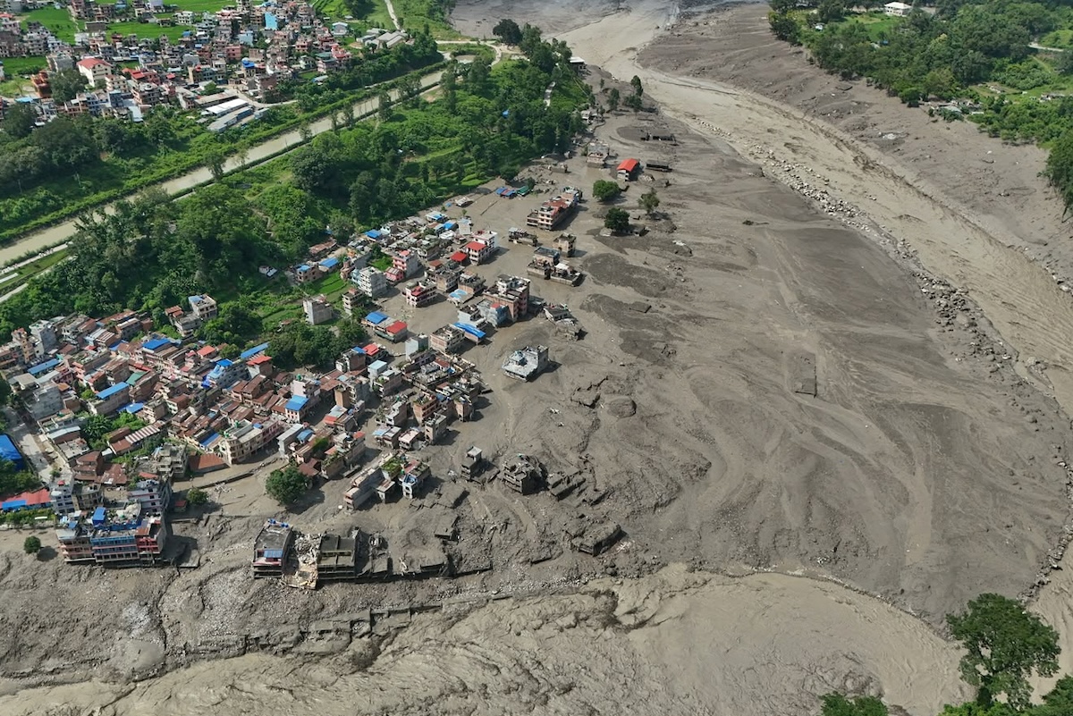 Leggi l'articolo: I video dell’esondazione improvvisa tra Nepal e Tibet